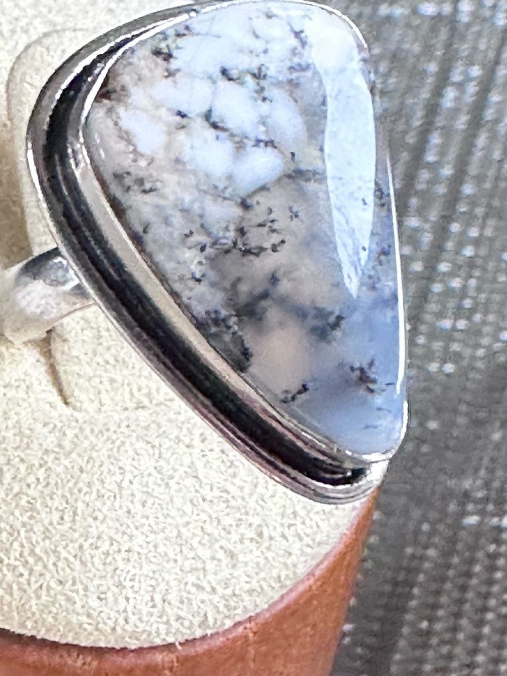 Artisan Dendritic Agate Ring - White and Gray